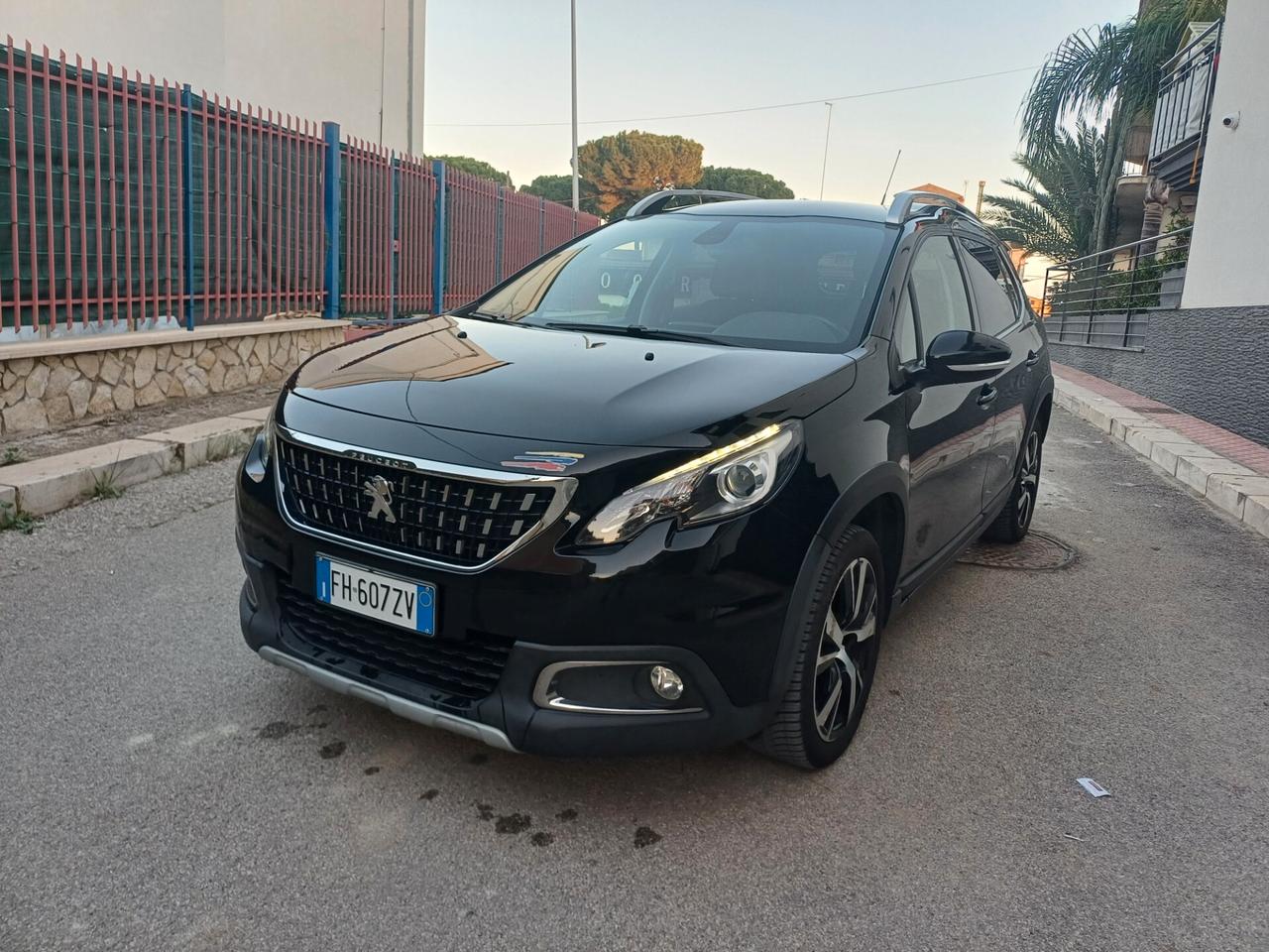 Peugeot 2008 BlueHDi 120 S&S Allure