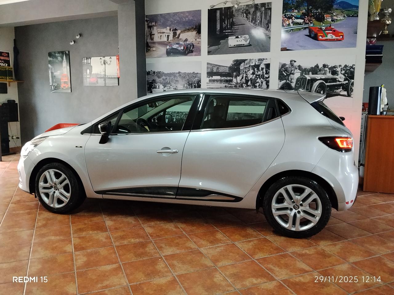 Renault Clio dCi 1.5 diesel 90 CV 5 porte Moschino Life