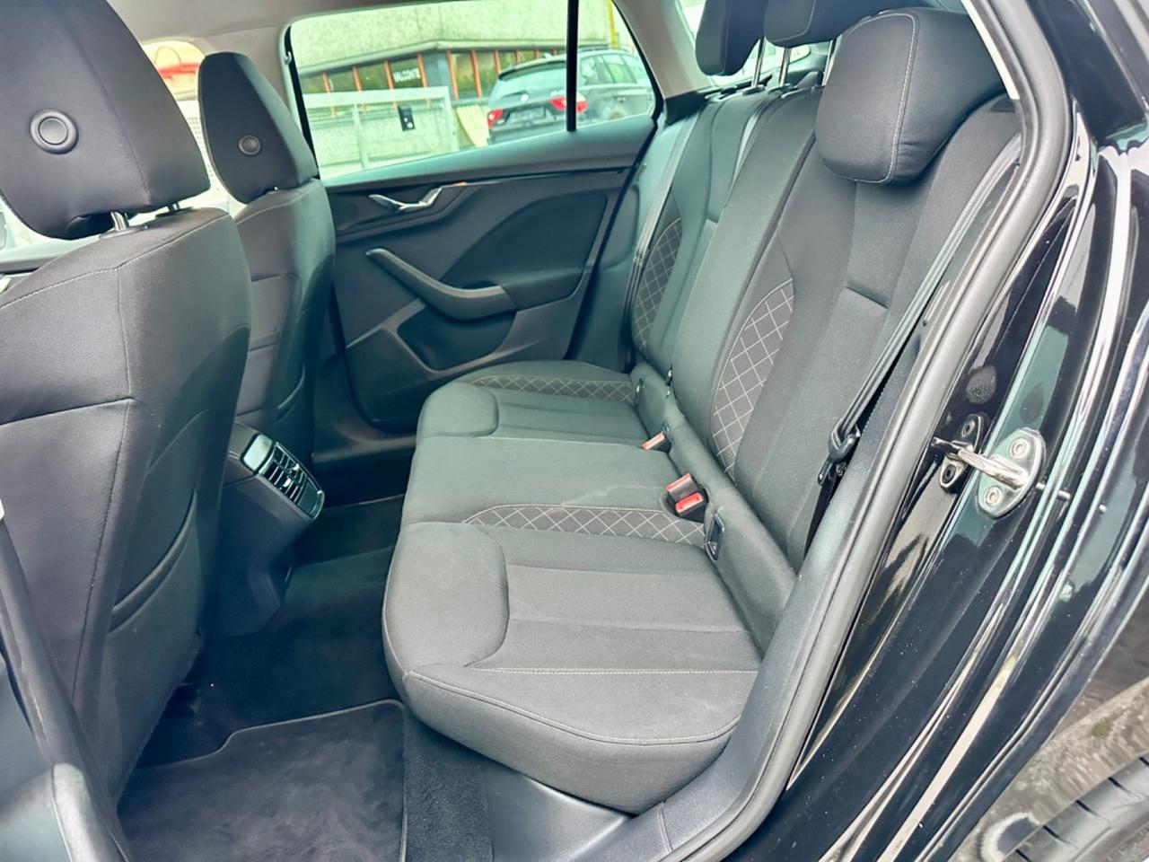 SKODA SCALA 1.6 TDI SCR DSG Style 2019 IMPECCABILE OK NEOPATENTATO