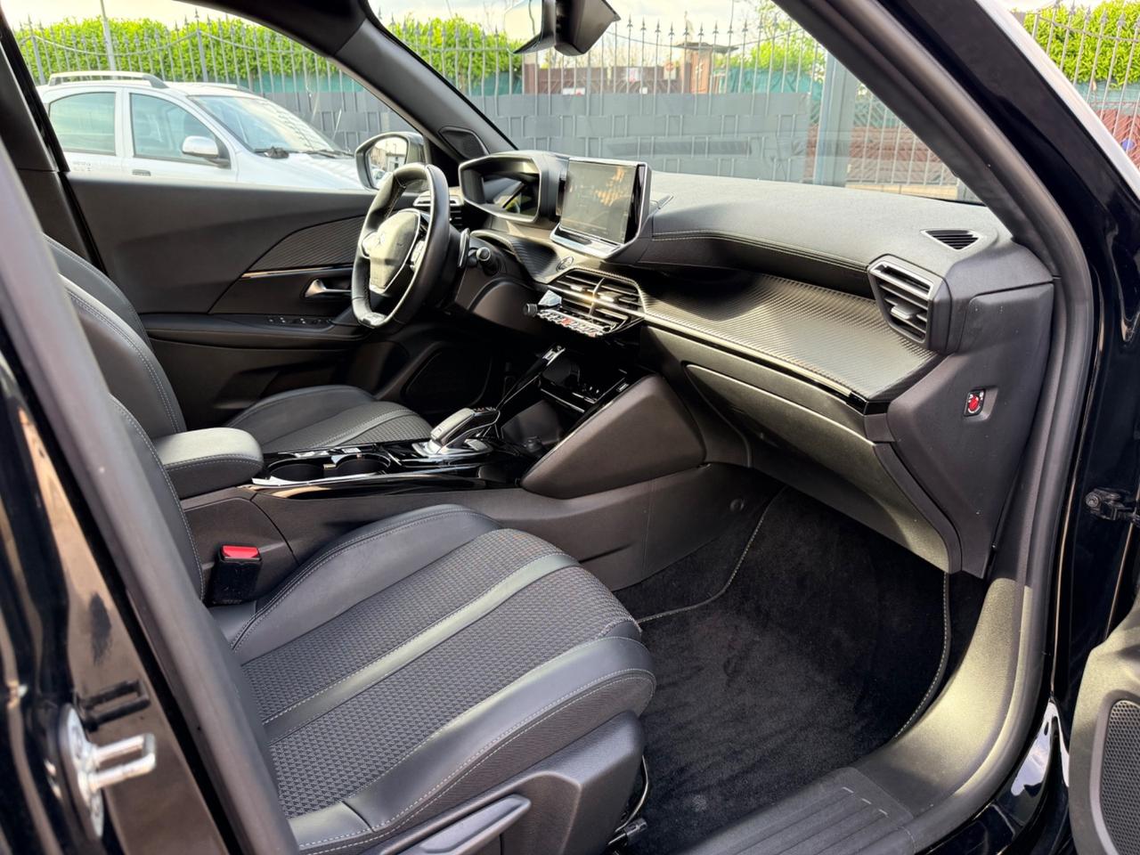 Peugeot 2008 PureTech 130 S&S GT Pack 2022