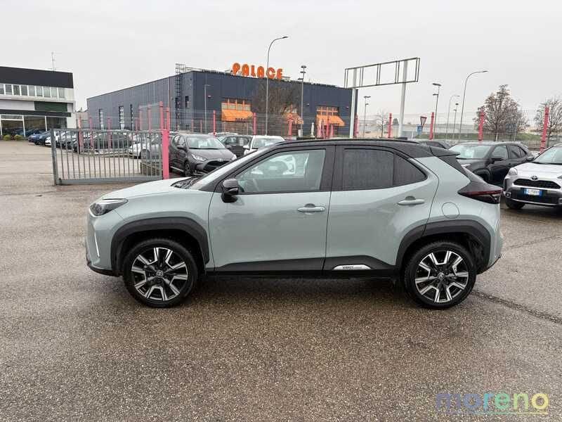 Toyota Yaris Cross 1.5h Premiere awd-i 130 CV e-cvt