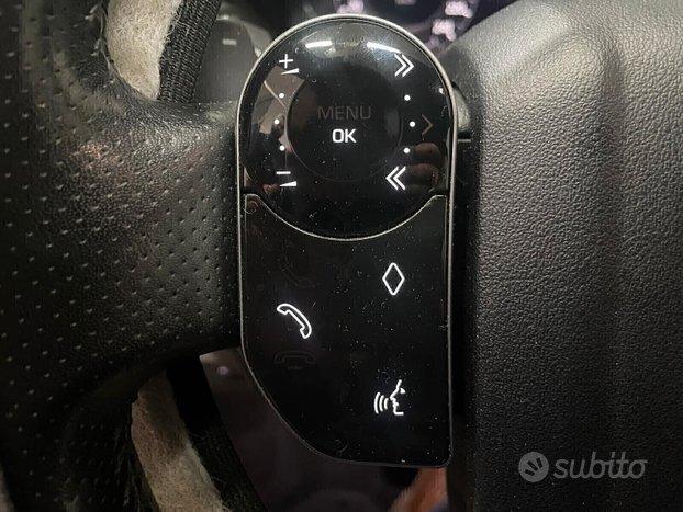 Land Rover Range Rover Velar 2.0D I4 180 CV