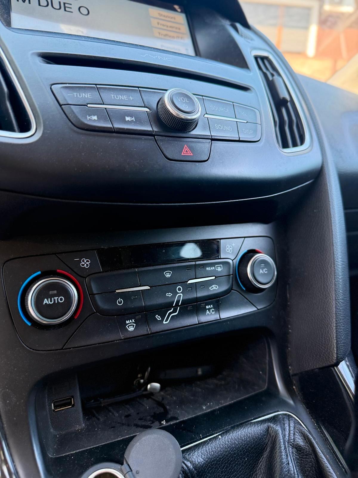 Ford Focus 1.5 TDCi 120 CV Start&Stop Powershift SW Titanium X