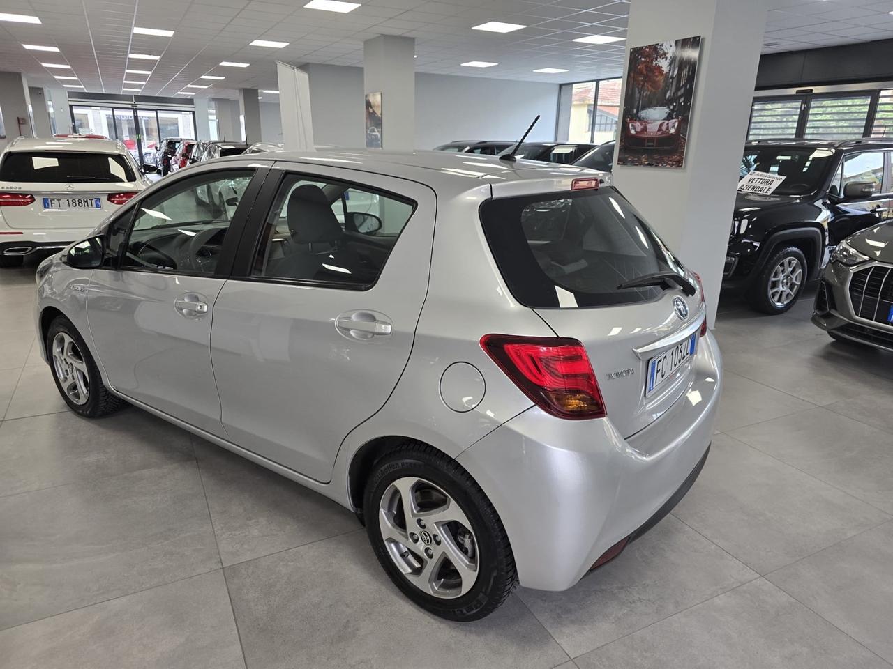 Toyota Yaris 1.5 Hybrid 75cv 2016 km 120000