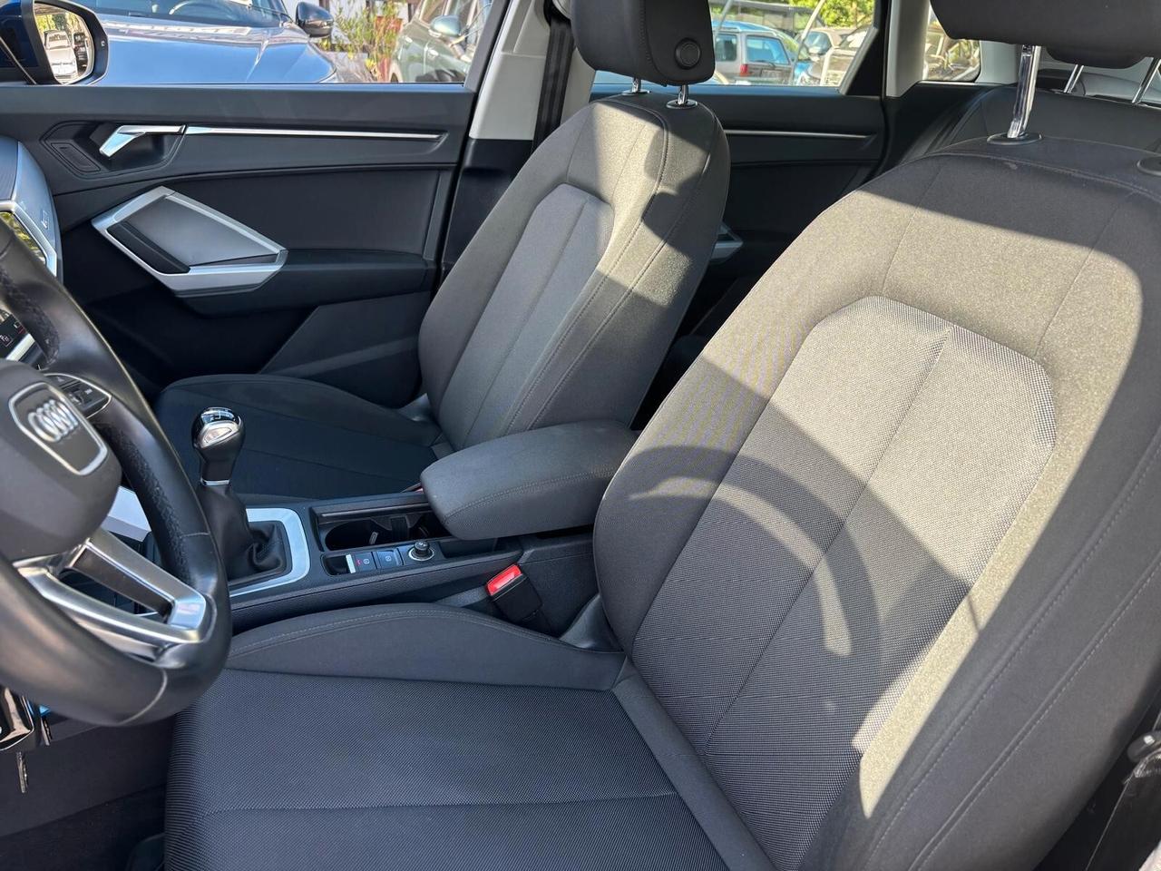 Audi Q3 35 TDI Business