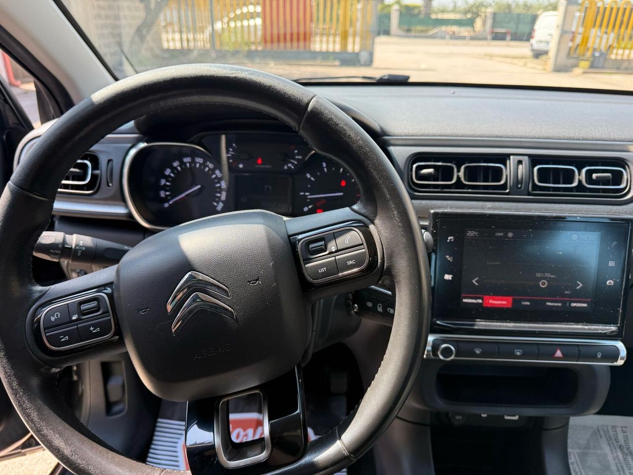 Citroen C3 PureTech 82 Shine - MOTORE NUOVO