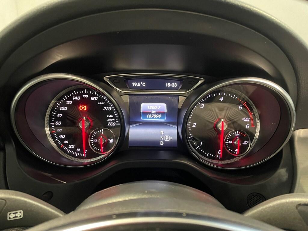 Mercedes GLA-X156 2017 200d 136CV Autom. Premium - AMG PACK