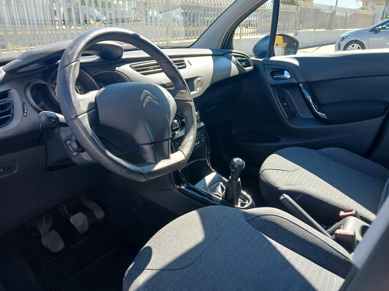 CITROEN C3 PureTech 1.200 82cv Live Edition