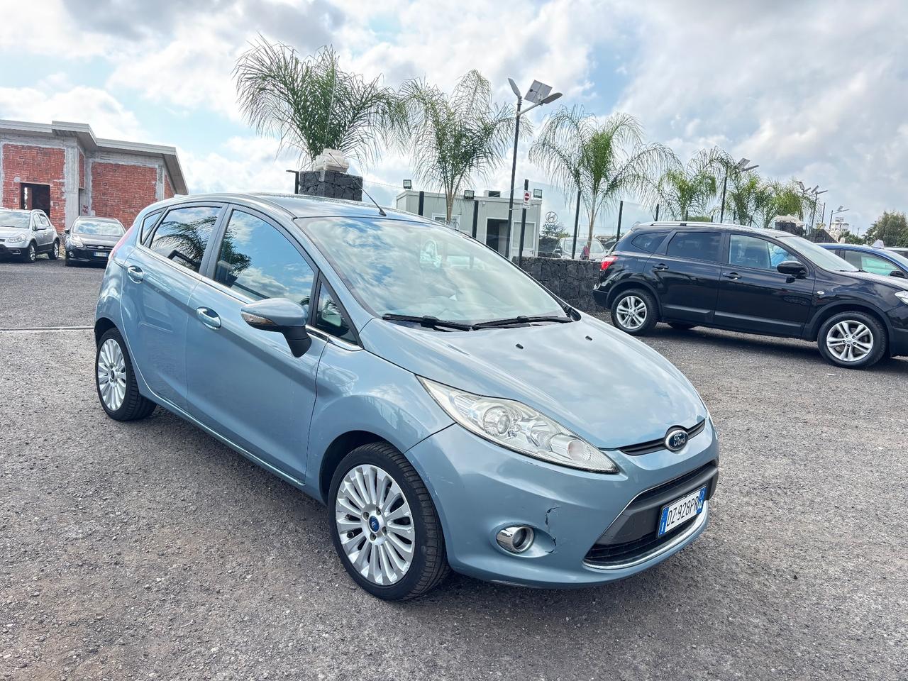 Ford Fiesta 1.4 5 porte Bz.- GPL Titanium