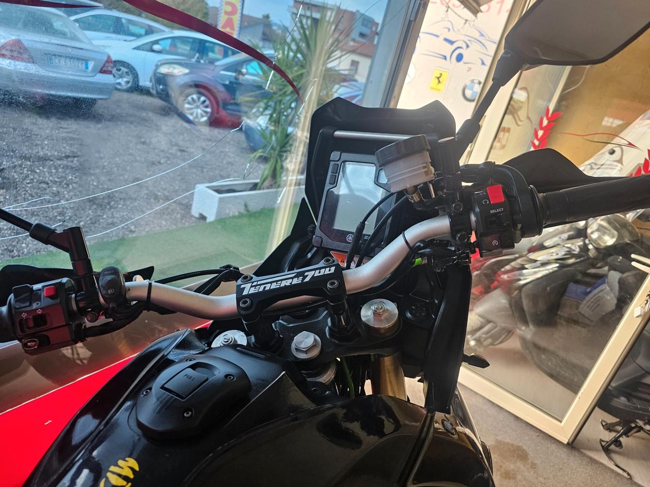 Yamaha Ténéré 700 accessoriata