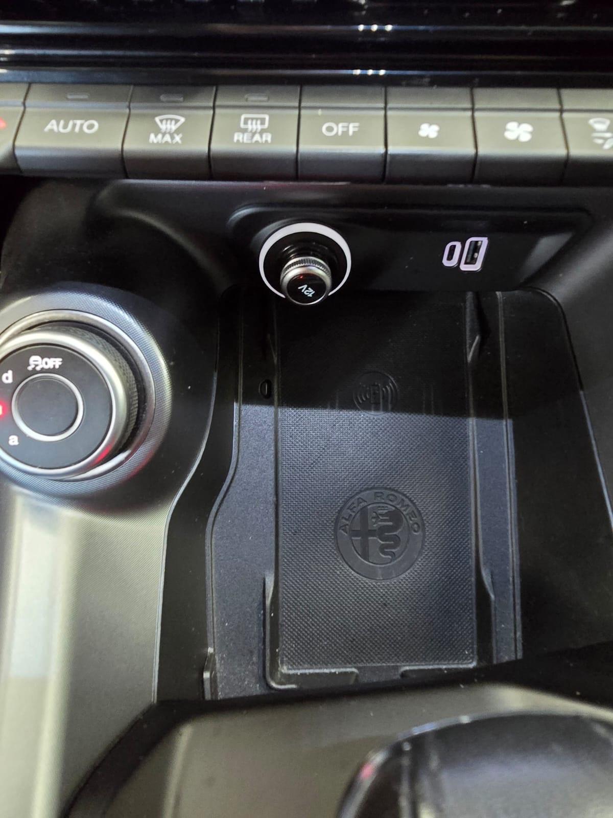 Alfa Romeo Tonale 1.6 D 130CV TCT6 km 49000 2023