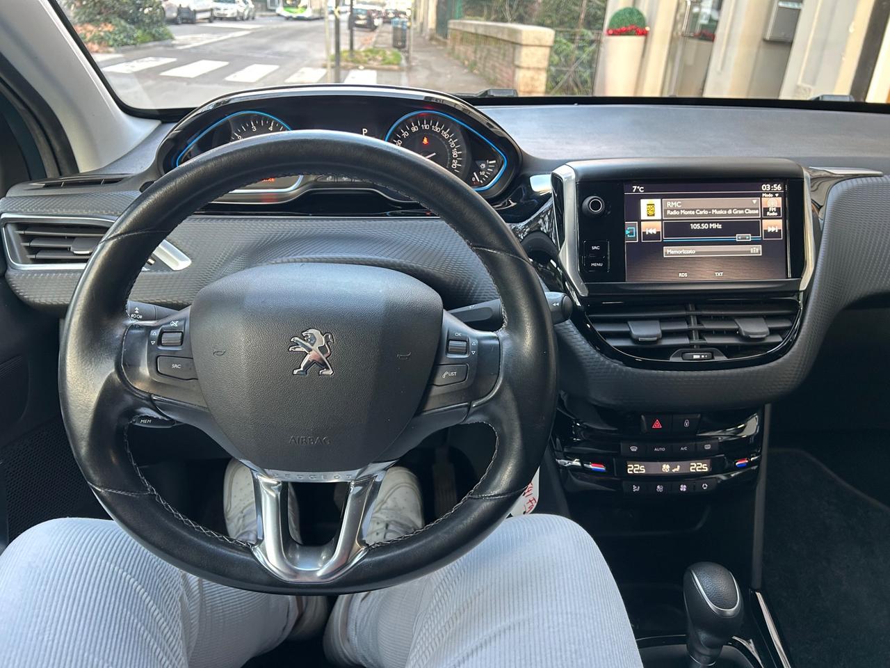 Peugeot 2008 PureTech Turbo 110 EAT6 S&S Allure