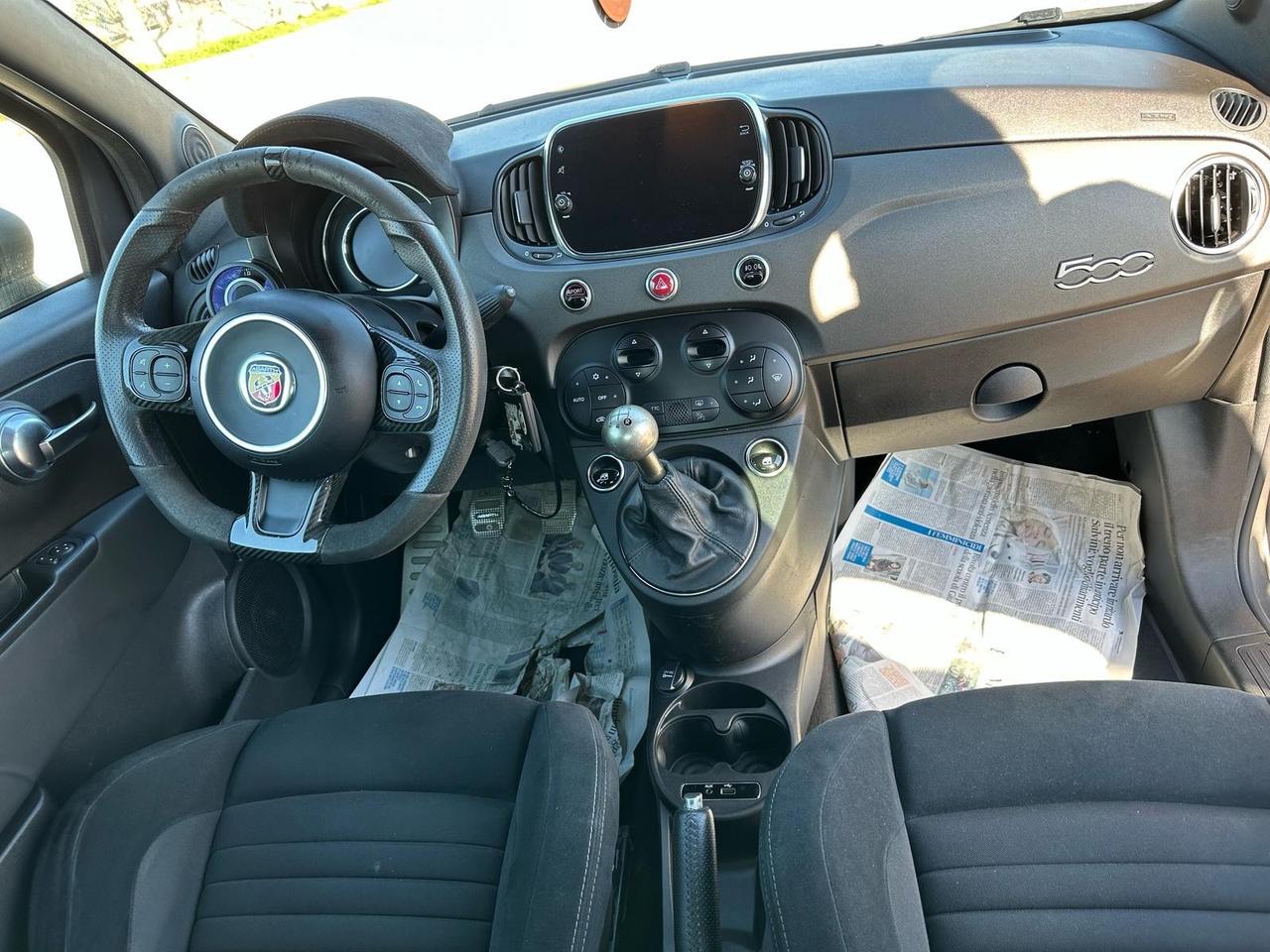Abarth 595 C 1.4 Turbo T-Jet 180 CV Competizione