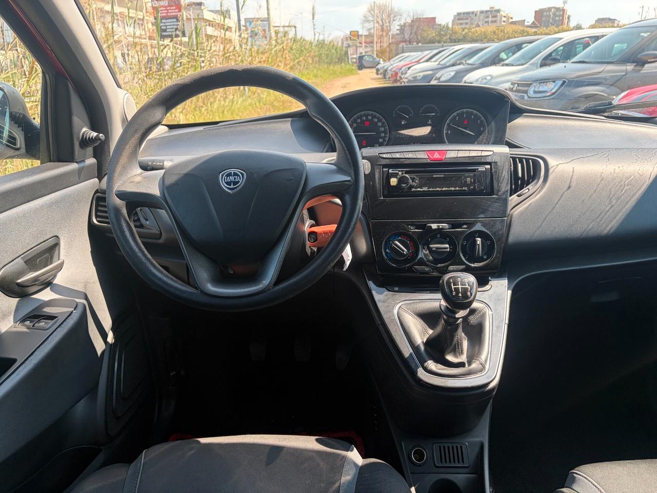LANCIA YPSILON 1.2 66.000 KM ANNO 2016 GARANTITA