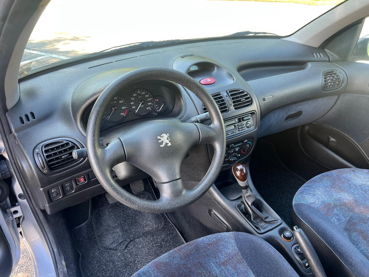 Peugeot 206 1.4 3p. XR