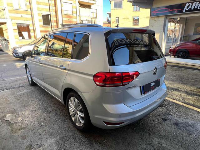 VOLKSWAGEN Touran 2.0 TDI 150 CV SCR DSG Executive BlueMotion Tech.