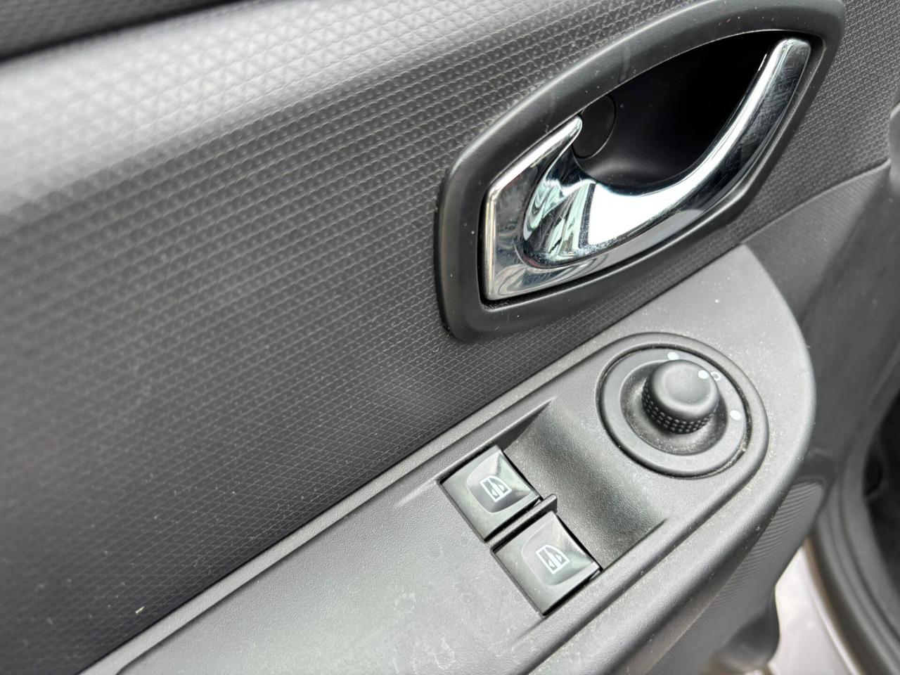 Renault Clio 1.5 dCi 8V 75CV 5 porte Live