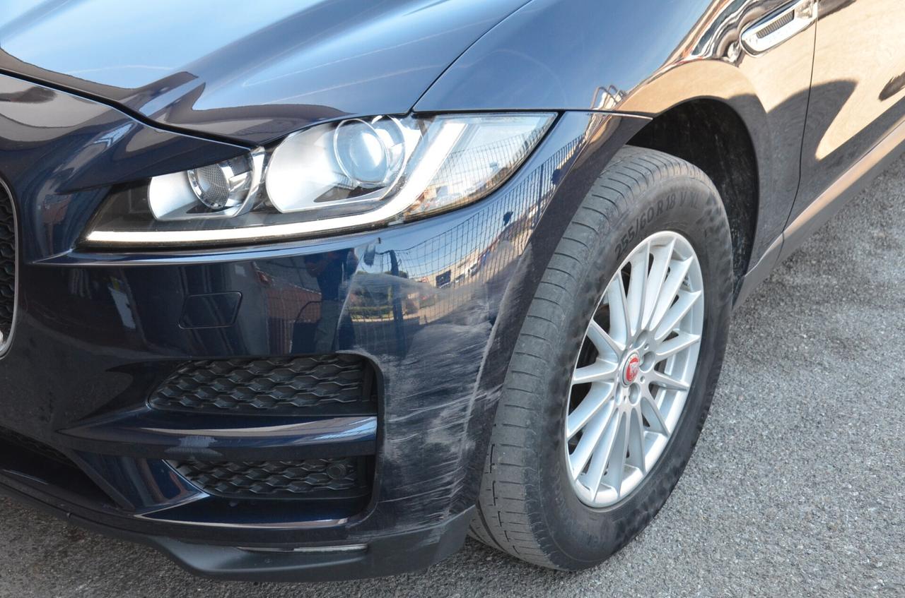 Jaguar F-Pace 2.0 D 180 CV AWD Prestige