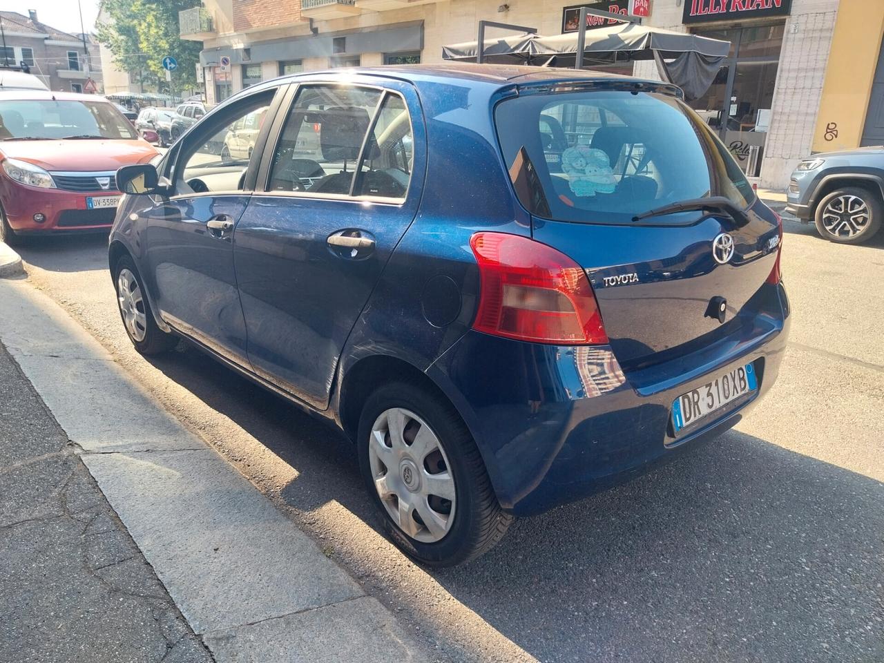 Toyota Yaris 1.0 5 porte