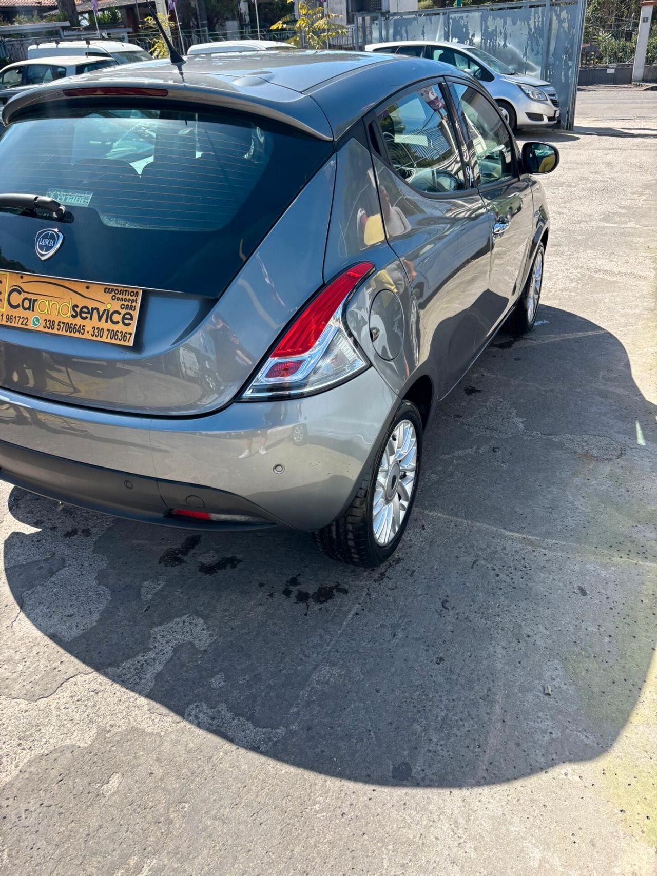 Lancia Ypsilon 1.2 69 CV 5 porte Elle
