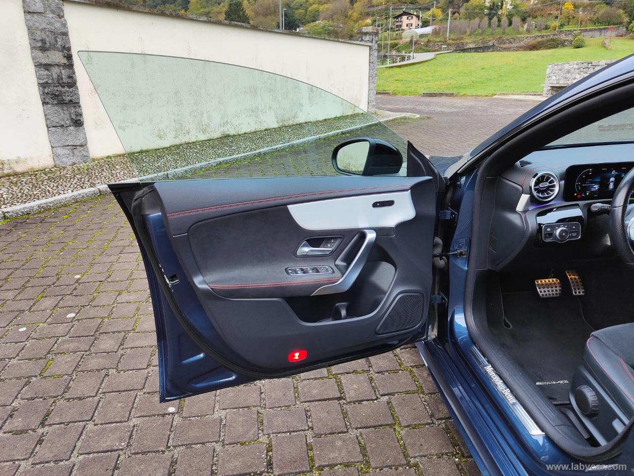 MERCEDES-BENZ CLA 250 SB Shooting Brake Premium AMG TAGLIANDI UFF MB