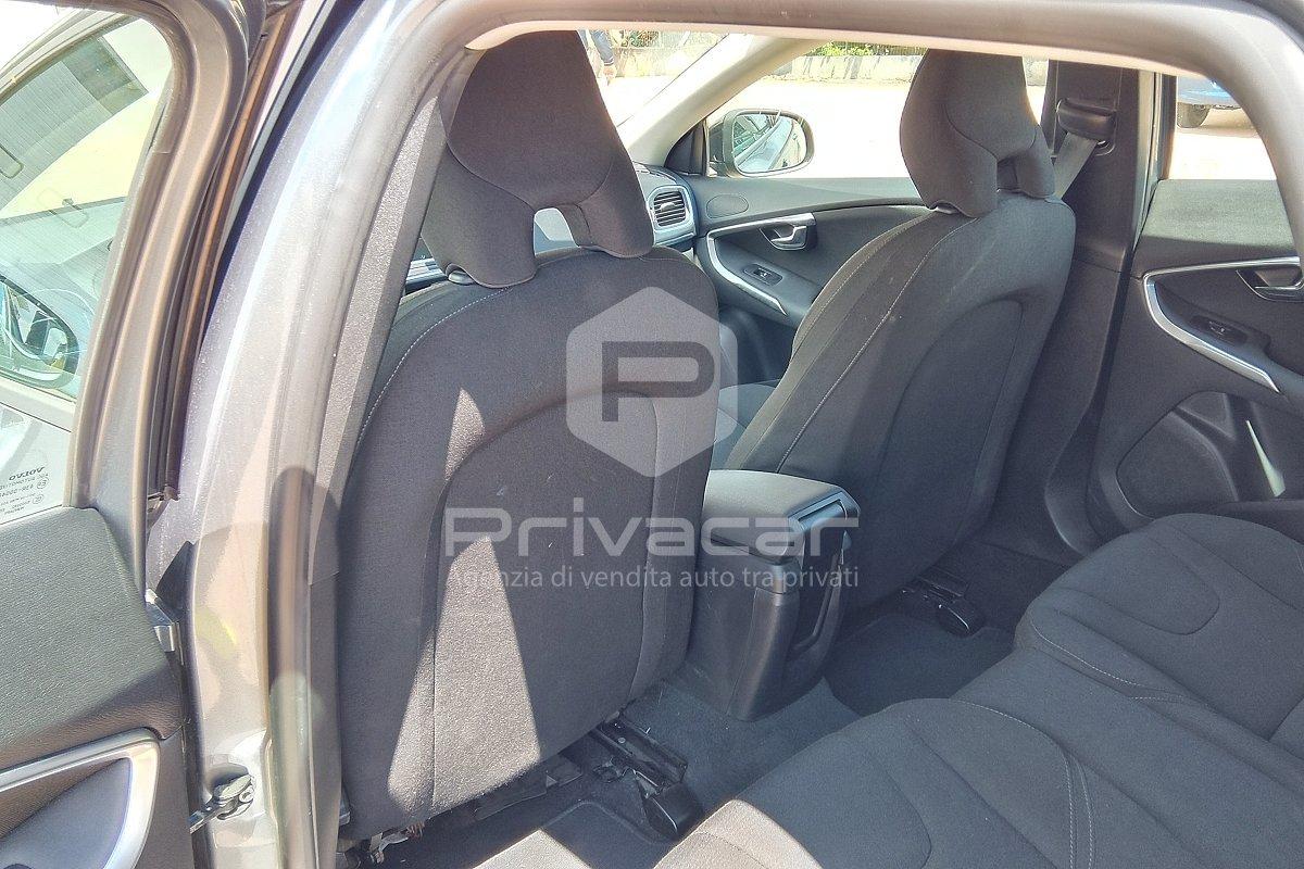 VOLVO V40 Cross Country D2 Kinetic