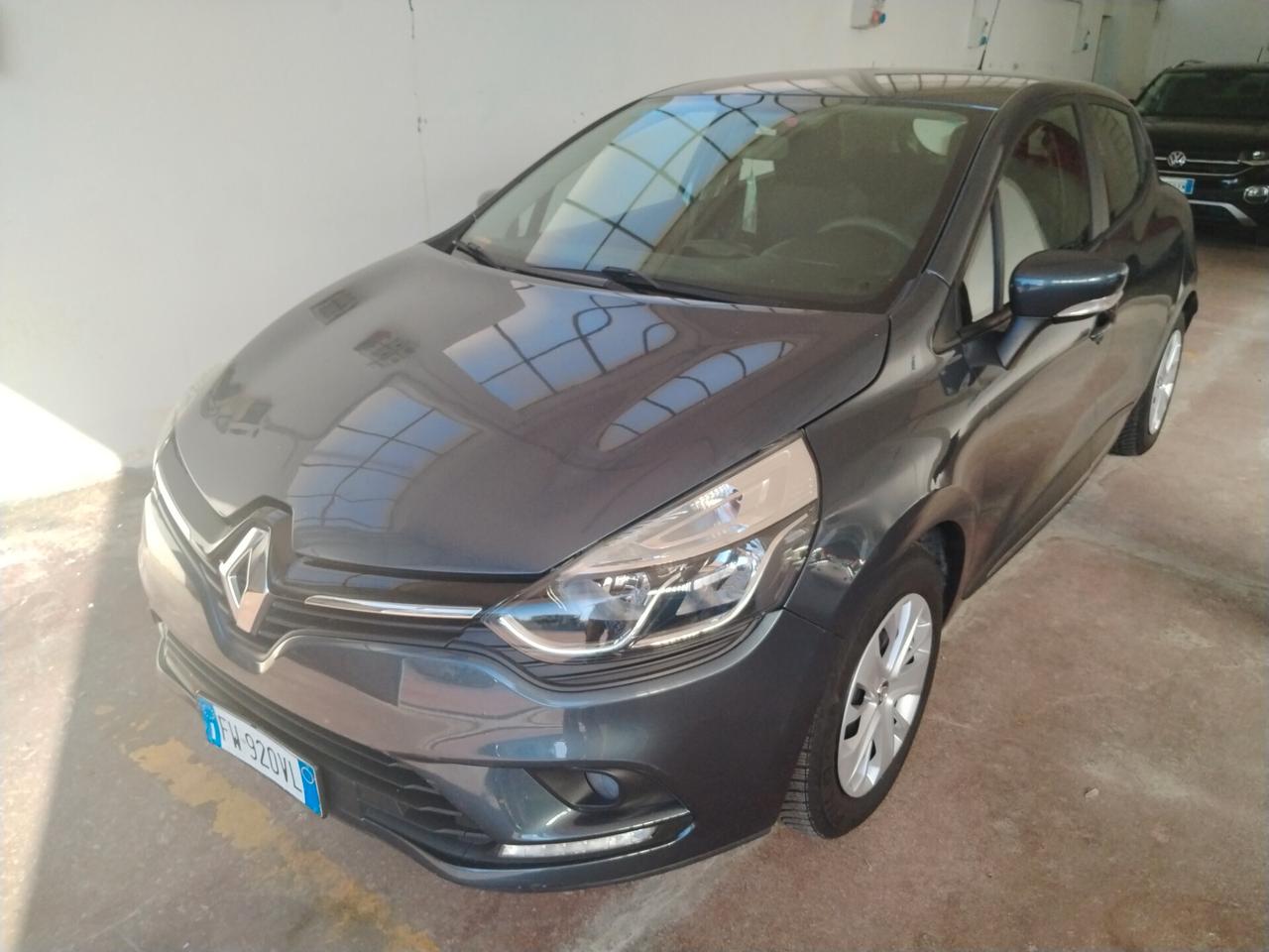 Renault Clio dCi 75 CV Business NEOPATENTATI