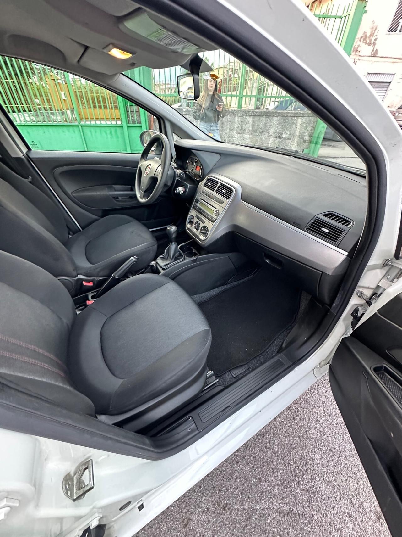 Fiat Punto 1.3 MJT II 75 CV 5 porte Easy