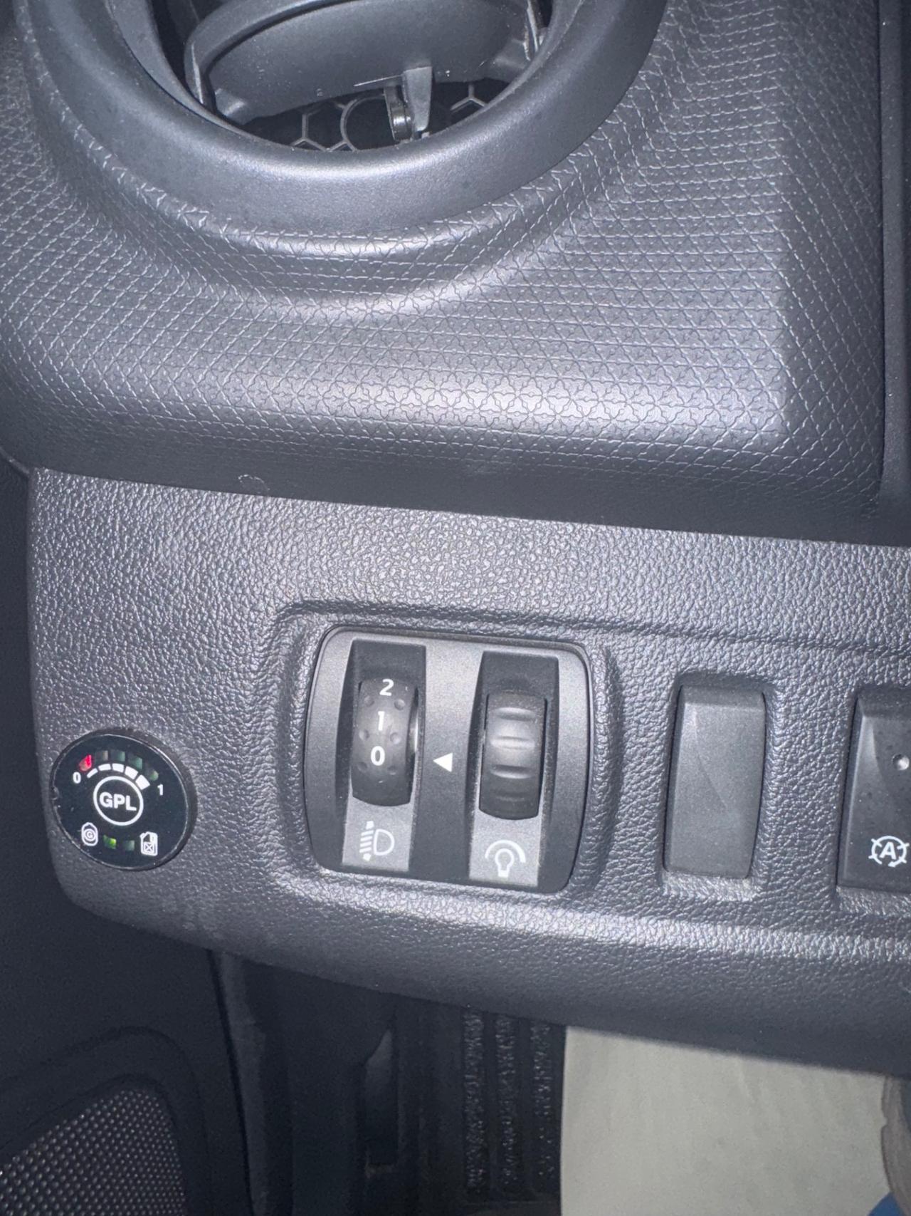 Renault Clio TCe 12V 90 CV GPL Sport