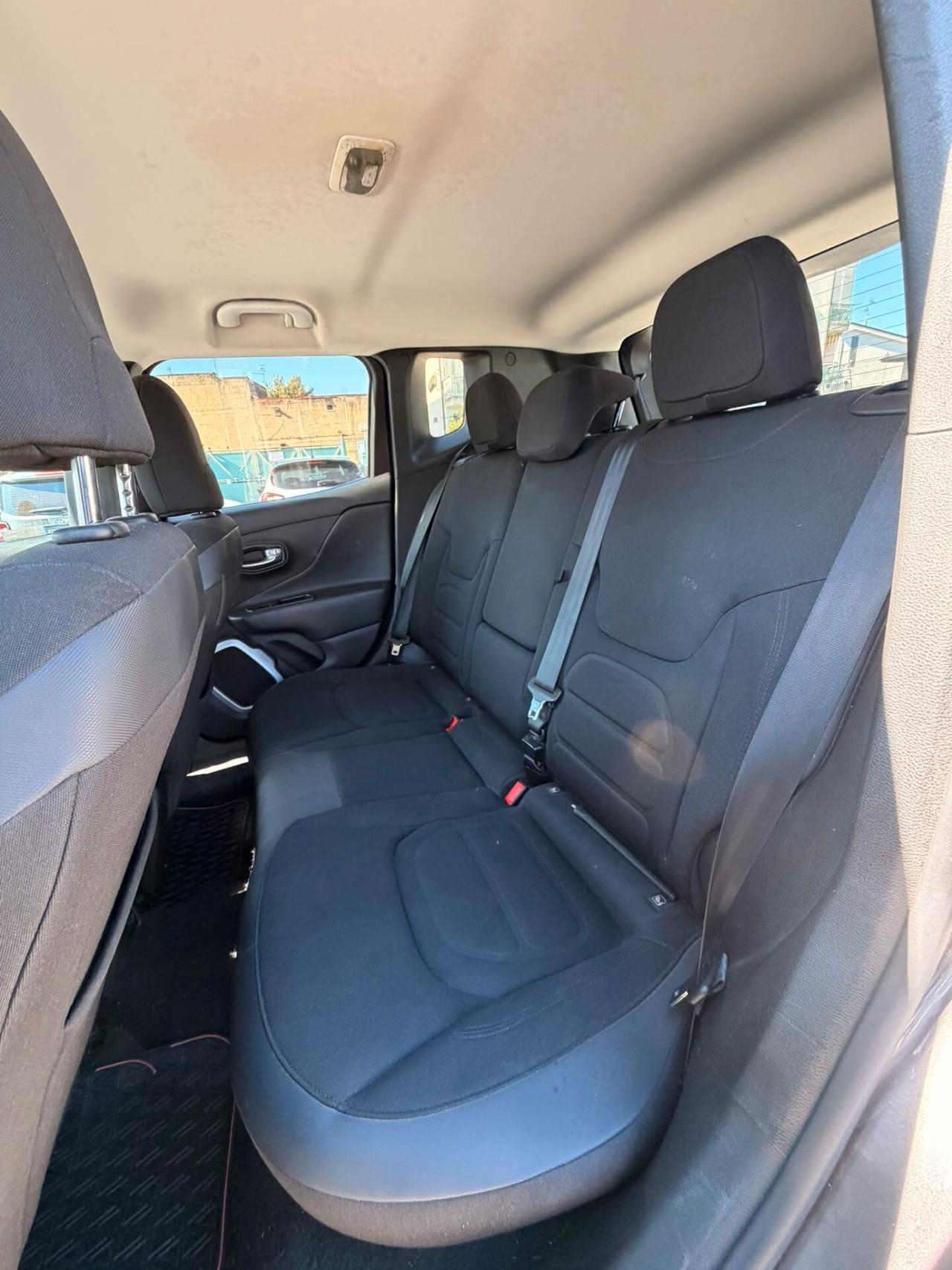 Jeep Renegade 1.6 Mjt DDCT 120 CV Business