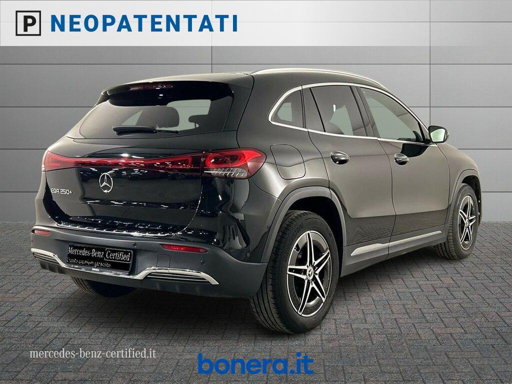 Mercedes EQA 250+ Premium
