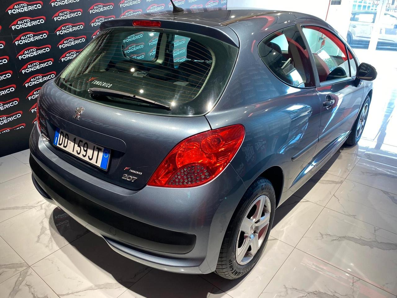 Peugeot 207 1.4 Diesel - 2006