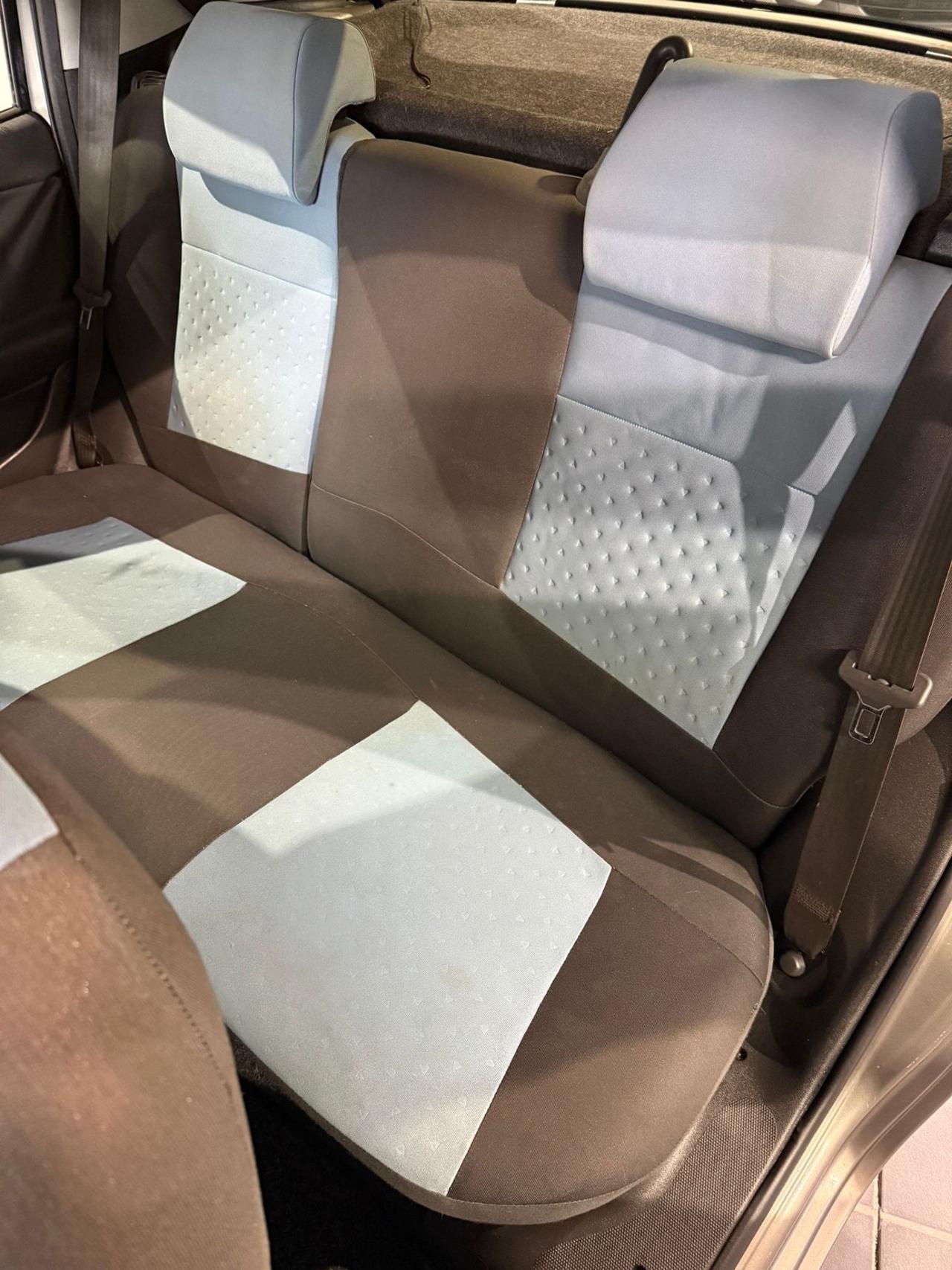 Fiat Punto 1.3 MJT-NEOPATENTATI-UNICO PROPRIETARIO