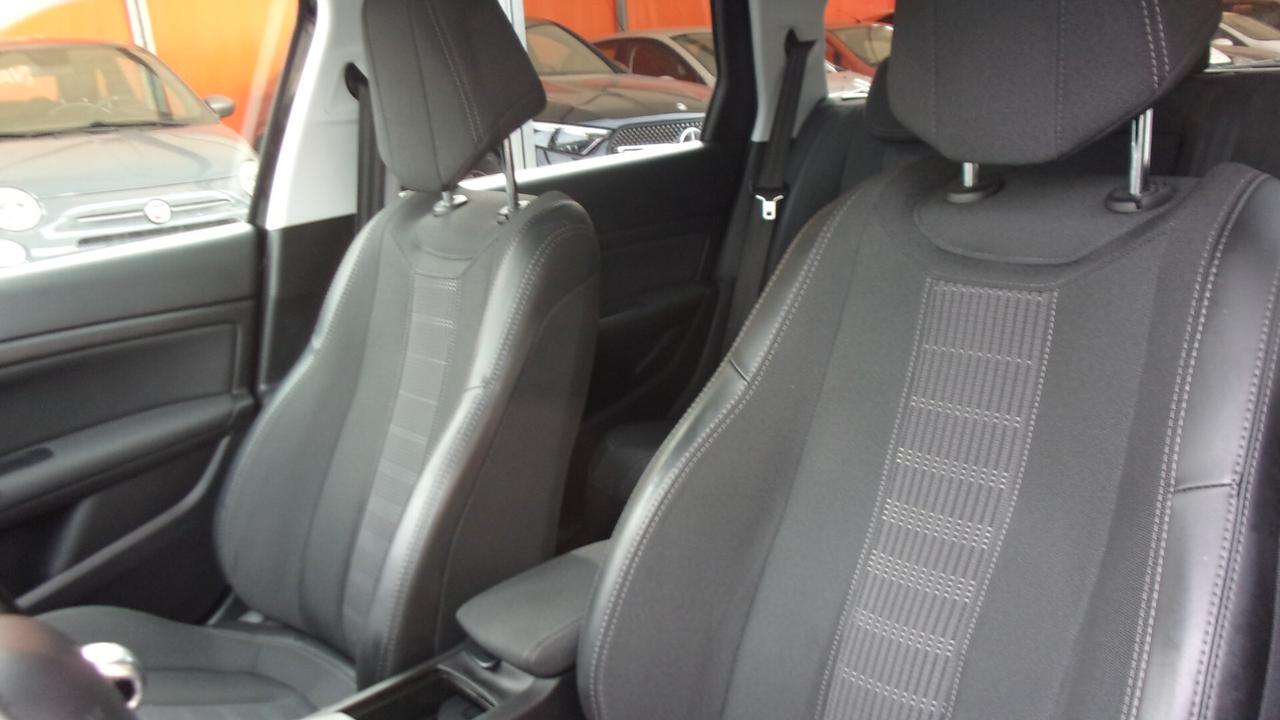 Peugeot 308 BlueHDi 120 S&S SW Allure