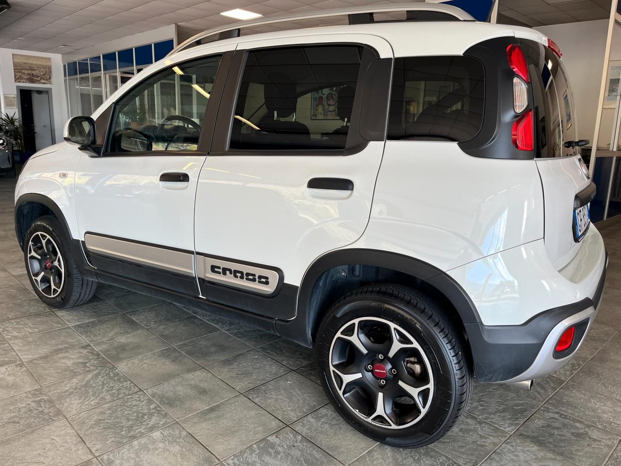 Fiat Panda 0.9 TwinAir Turbo 4x4 Cross-NEOPATENTATI-