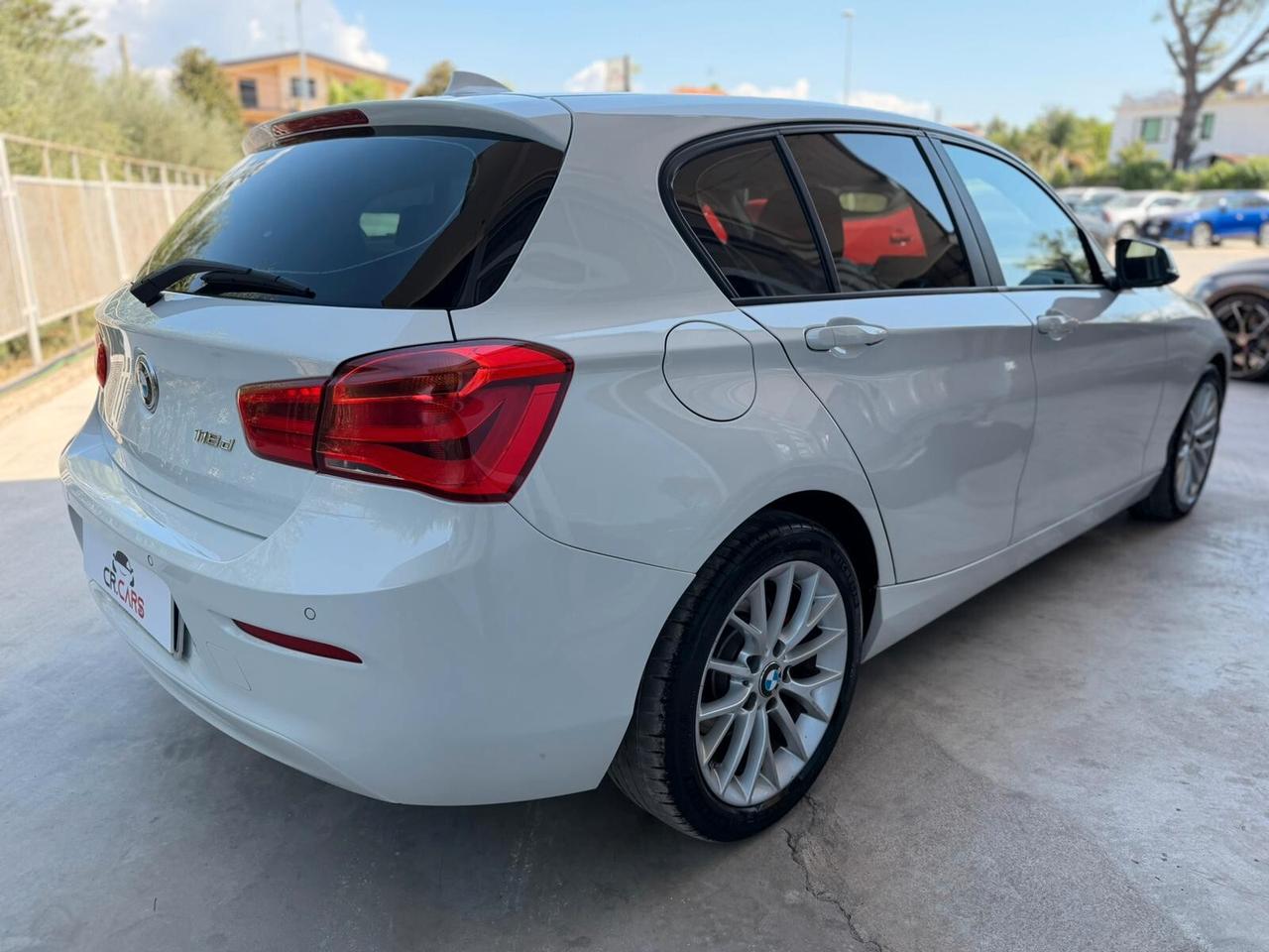 Bmw 118d 5p. Urban Cambio Automatico