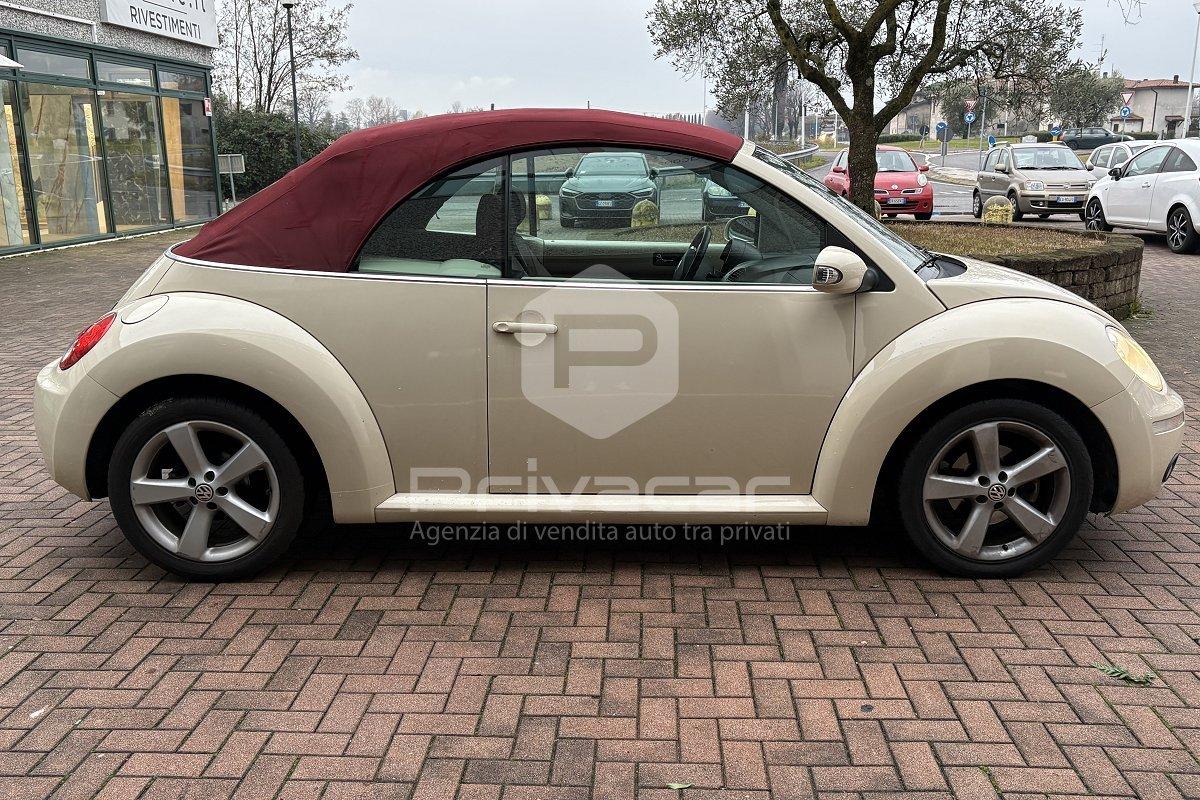 VOLKSWAGEN New Beetle 1.9 TDI 105CV Cabrio Lim. Red Edt.