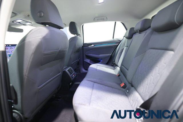 VOLKSWAGEN Golf 2.0 TDI 115 CV SCR LIFE FARI LED