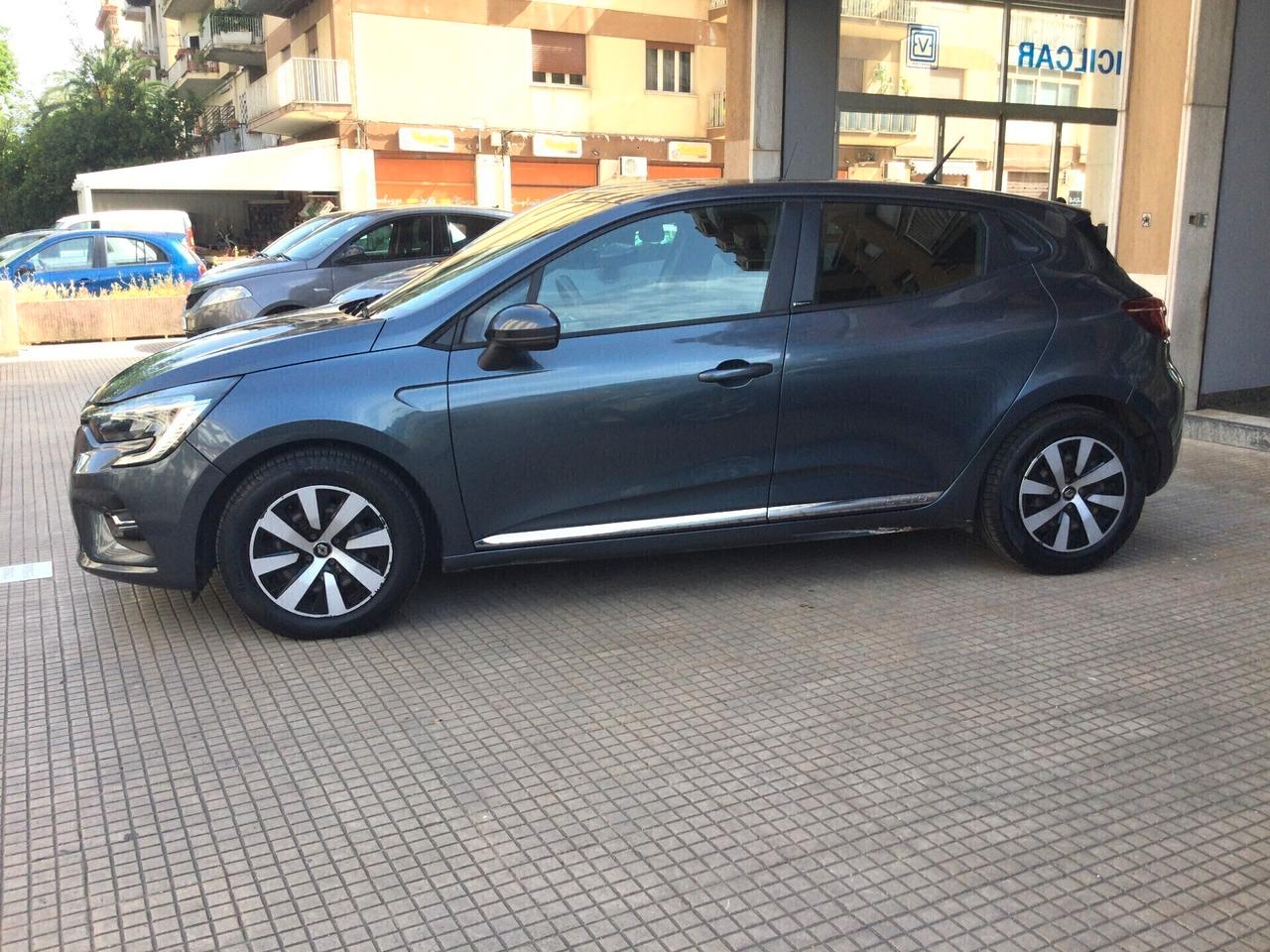 Renault Clio Full Hybrid E-Tech 140 CV 5 porte Intens