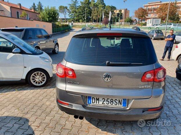 Volkswagen Tiguan Track and Field