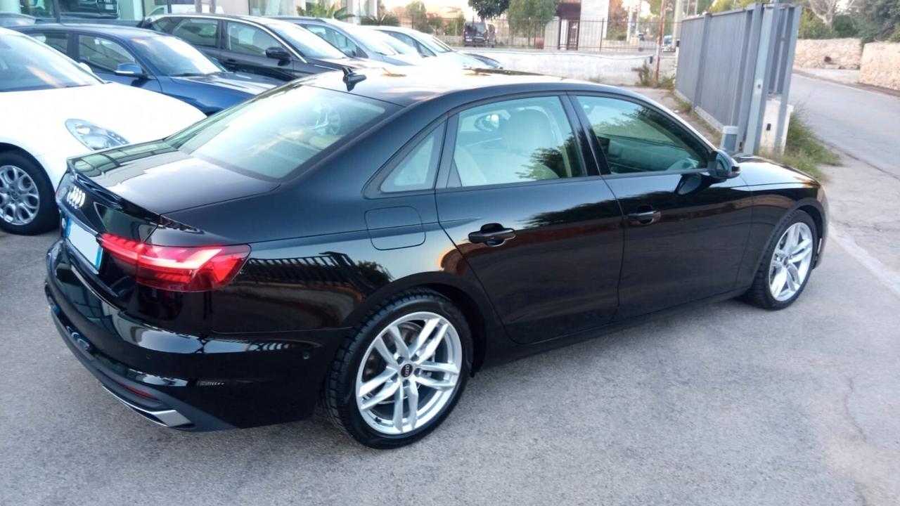 Audi A4 40 2.0 tdi mhev S-tronic advanced 204cv