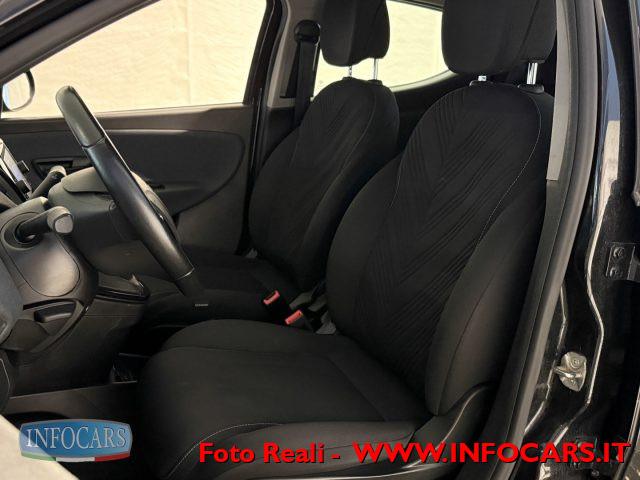 LANCIA Ypsilon 1.0 FireFly 70 CV Hybrid Gold - PROMO