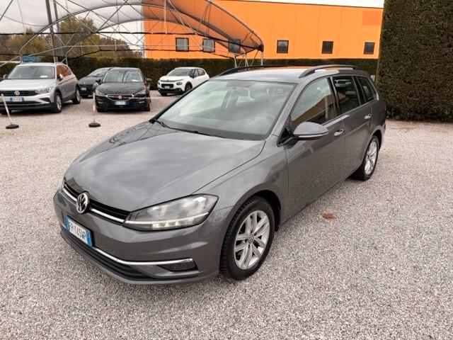 Volkswagen Golf Variant 1.6 tdi 115 CV Business - Anche Neo Patentati
