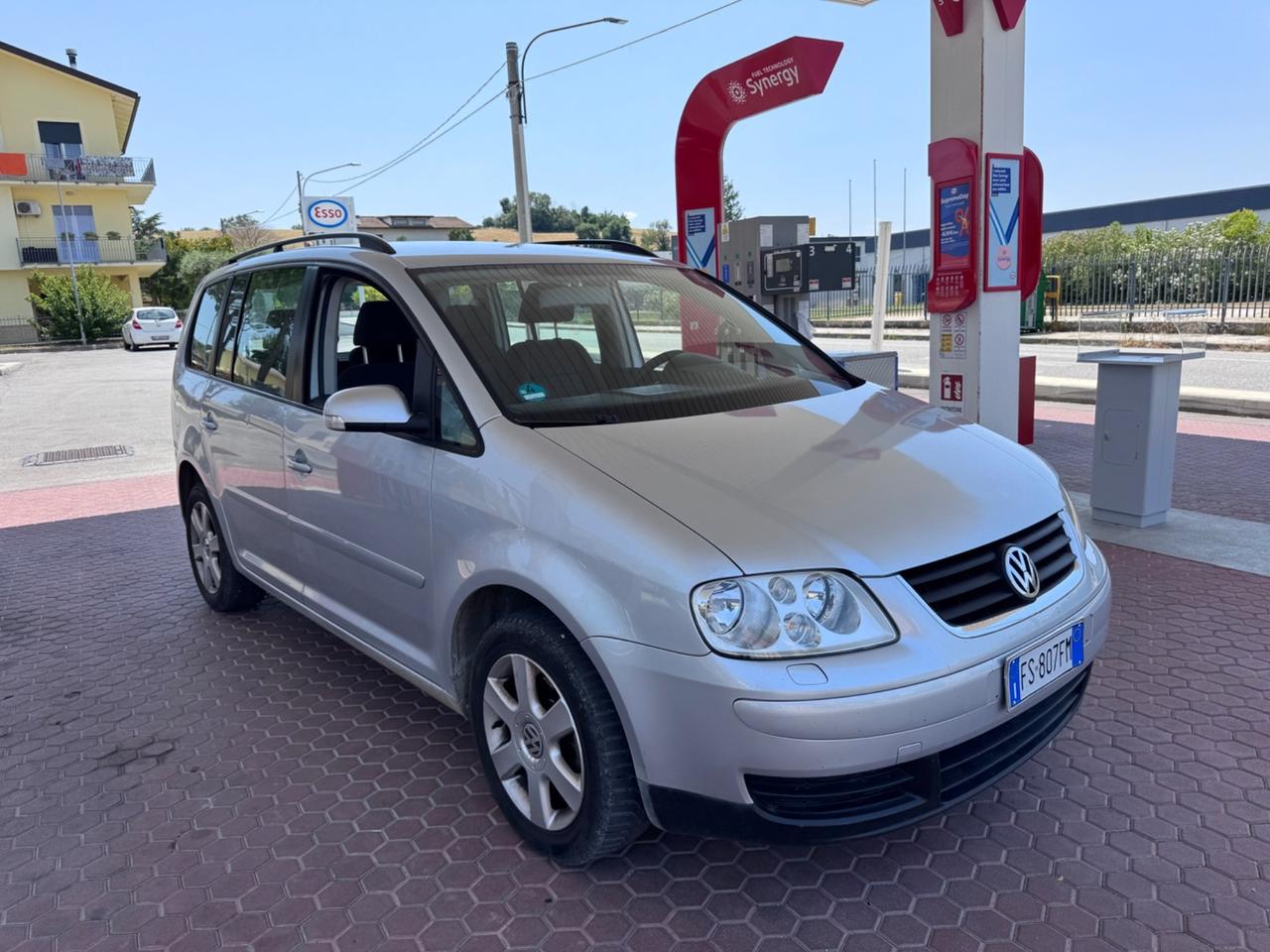 Volkswagen Touran 2.0 16V FSI Highline Metano