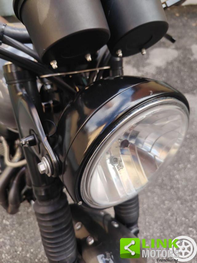 TRIUMPH Bonneville T100 Bonneville T100