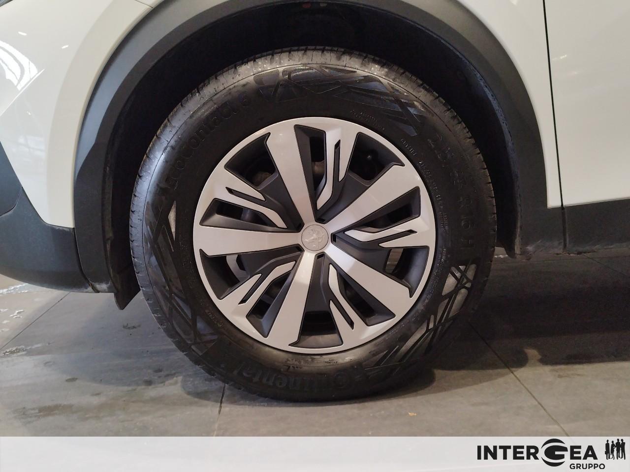 PEUGEOT 2008 1.2 puretech Active s&s 100cv