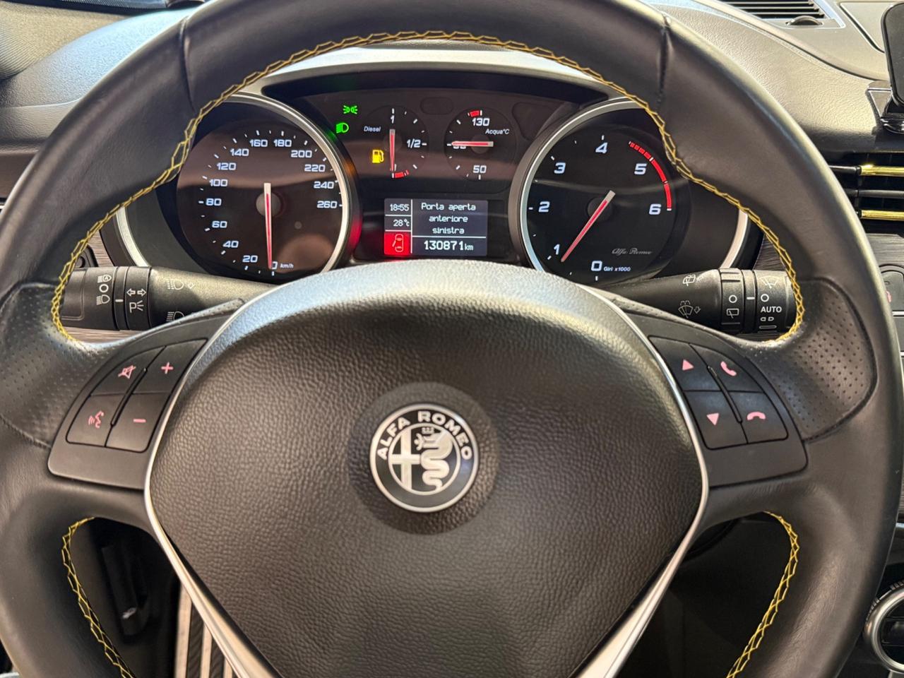 Alfa Romeo Giulietta 1.6 JTDm 120 allestimento VELOCE verde Visconti