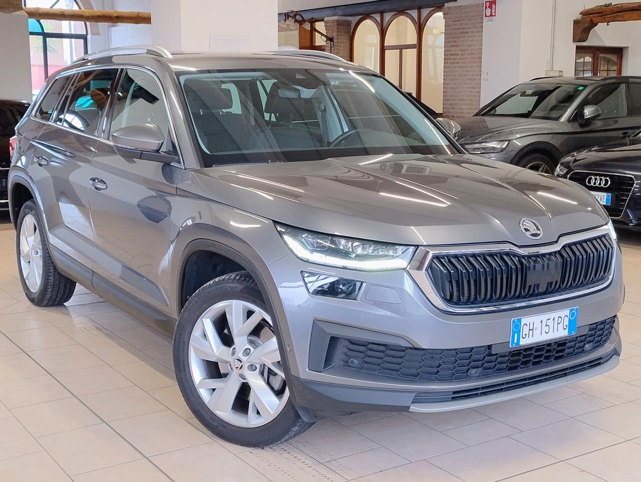 SKODA Kodiaq 2.0 TDI DSG 7 POSTI Style *LED*LUCI*KEYLESS