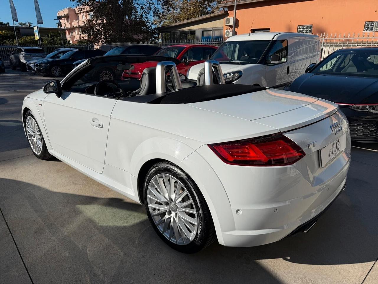 Audi TT Roadster 2.0 TFSI S tronic S line