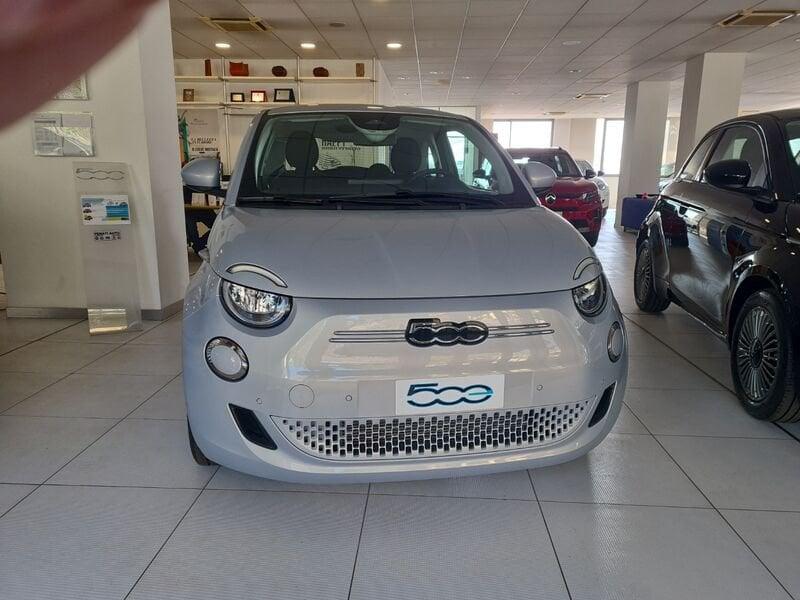 FIAT 500 500e 23,65 kWh Pack Tech